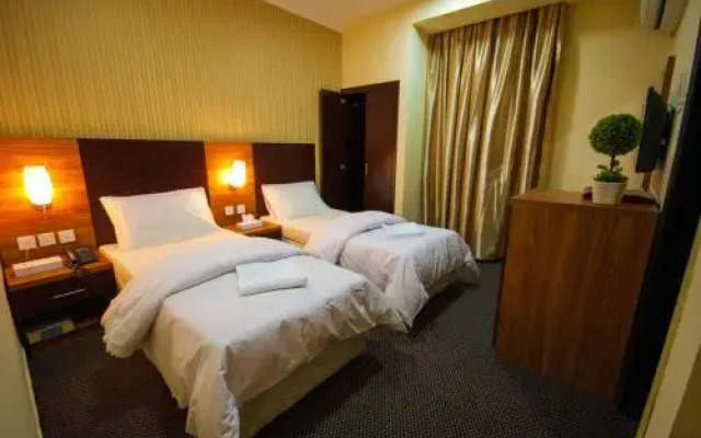 Oyo 184 Central Paris Hotel