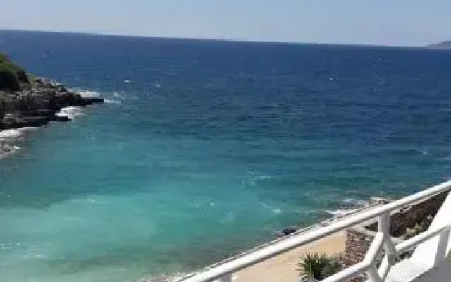 Heaven Beach Sarandë
