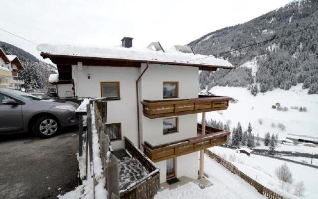 Haus Ladner - Josef und Marianne