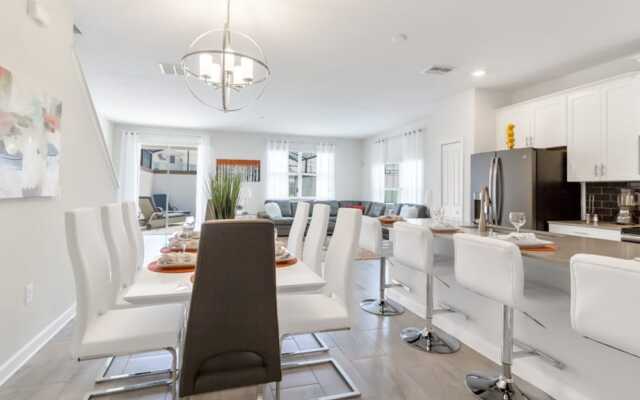 Champions Gate 1561 A