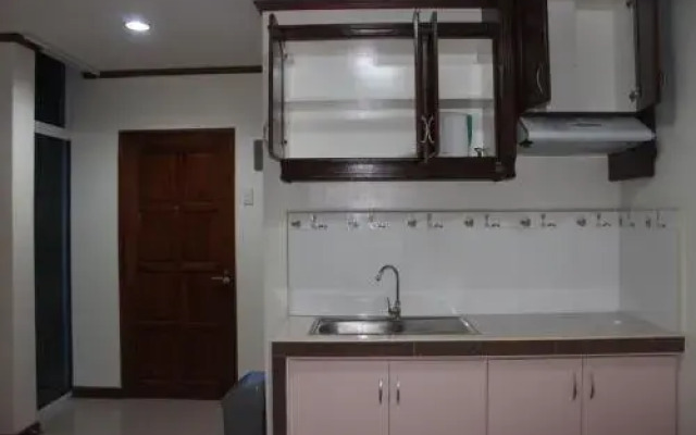 Elreds Condo