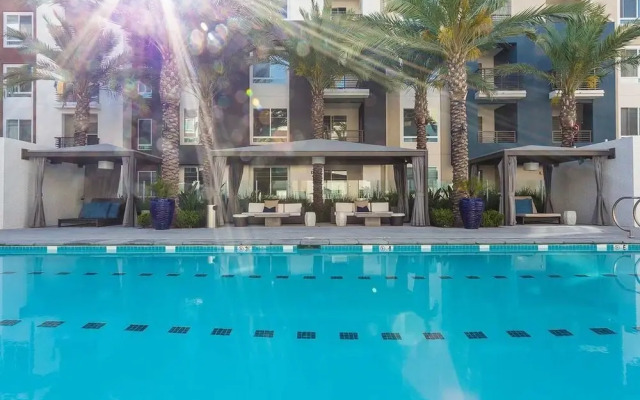 Park Plaza Apartment #876088 by RedAwning