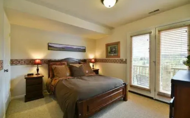 Moose Hollow Condo #209 at Wolf Creek Resort Near Powder Mountain, Snowbasin, Nordic Valley And Pineview in Eden Utah