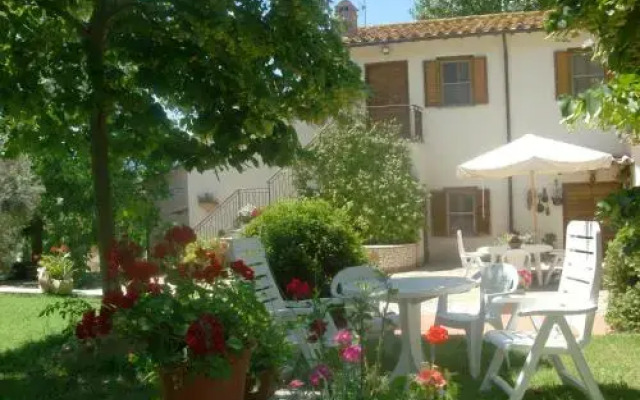 Bed And Breakfast Casale Isorella