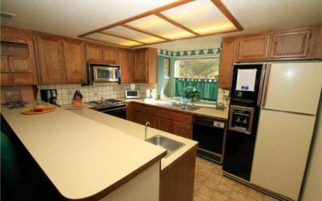 Forest Creek #3, Pet accepted