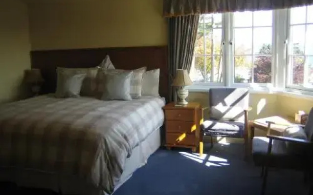 Lamorna Lodge