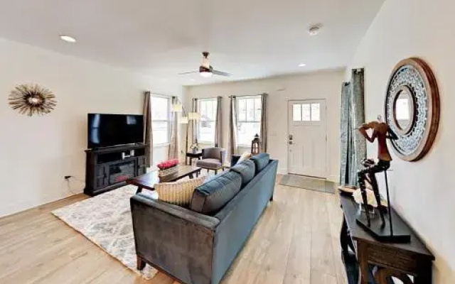 Lischey - 3 Br Home