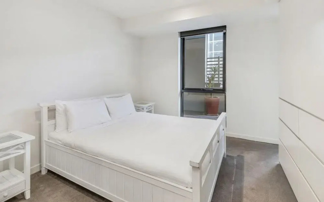 Edgewater 109