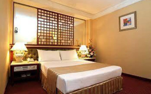 Royal Castle Hotel