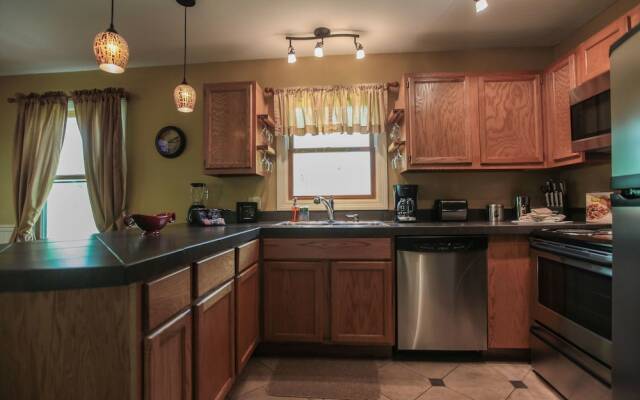 Couples Paradise - Hocking Hills