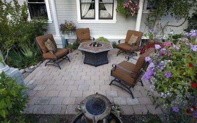 Poe 3 Br home by RedAwning