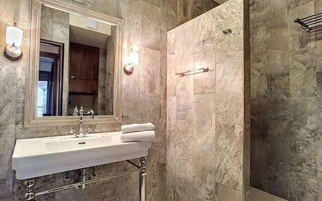 Buffa Méditerranée Terrasse by Nestor&Jeeves