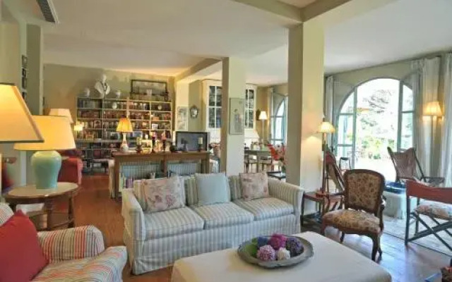 Beach Front Limonaia