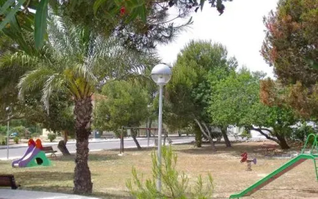 Holiday Home Happy Day