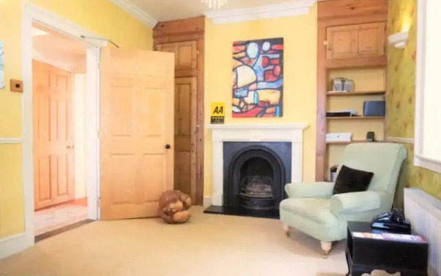 Bijou Abode-Chaucer House