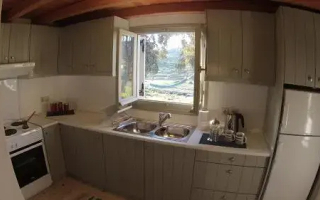 Arokaria Hideaway Suites