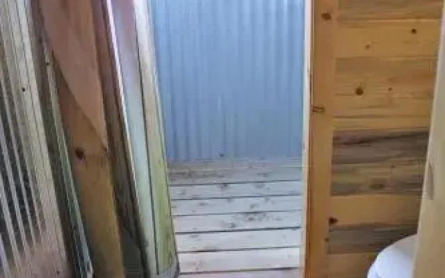 Horse Barn-Silver Room