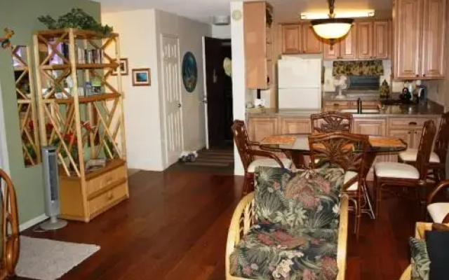 Kihei Akahi B-205 - 2 Br Condo