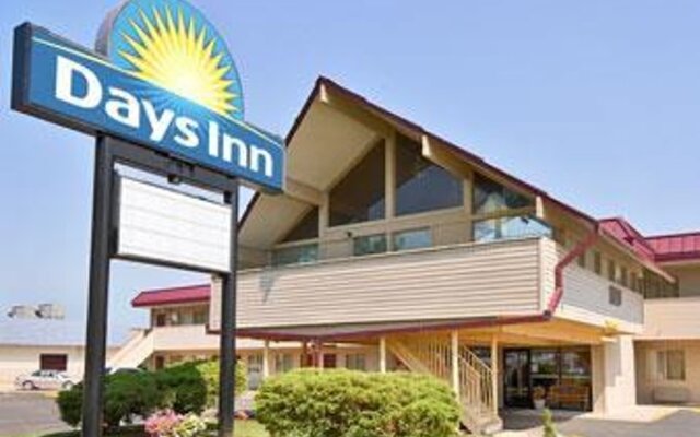 Days Inn - Iowa City Coralville