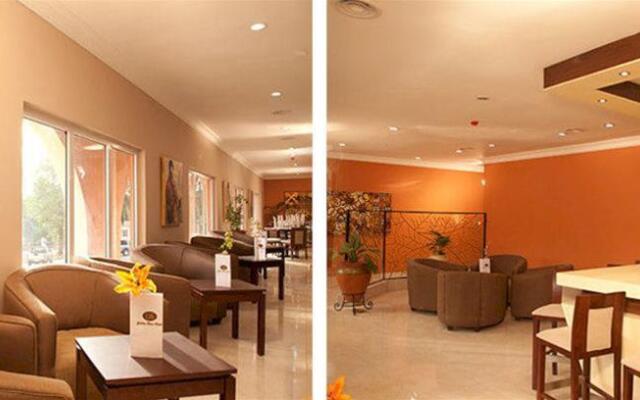 Crystal Rose Hotel