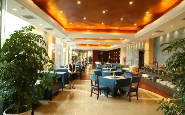 Fengdu Holiday Hotel