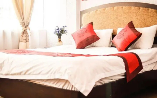 Lakeside Hotel Linh Dam Hanoi