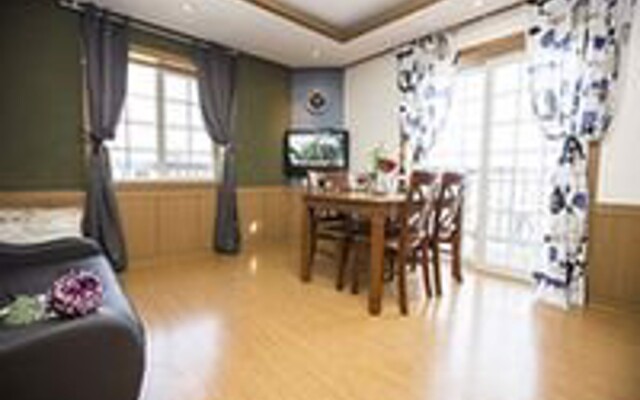 Ganghwa Go Bang I Pension