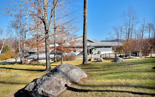 Woods Resort Unit V2 by RedAwning