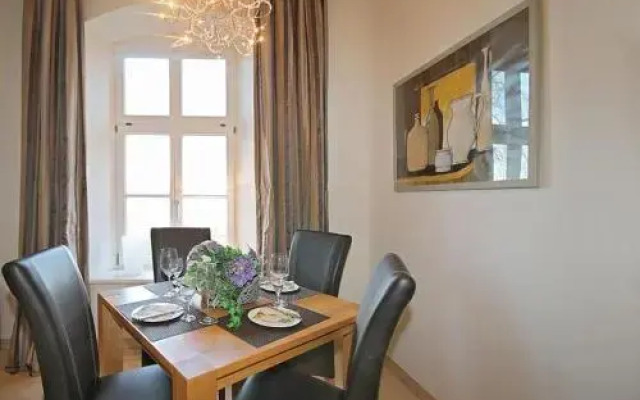 Jagdschloss zu Hohen Niendorf