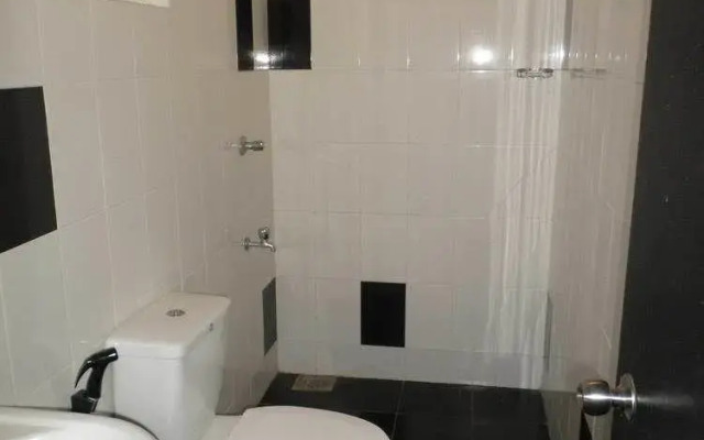 Vista Rooms Romana Rest