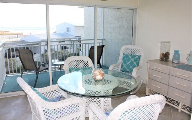 Jamaica Royale 205 - 2 Br Condo