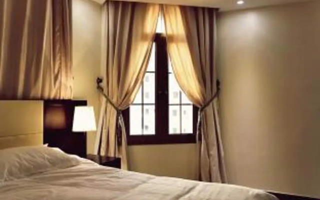 Maldah Suites