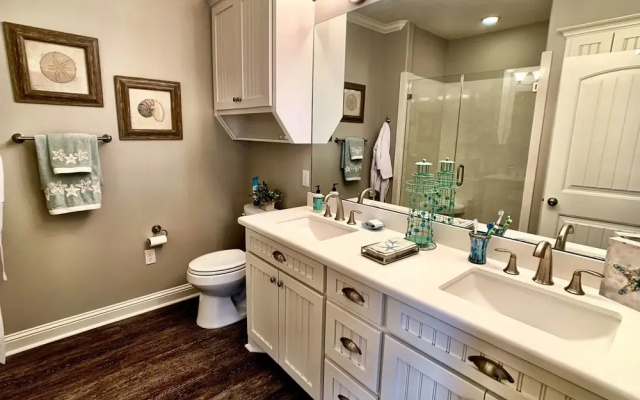 Sea Shift - 3 Br Home