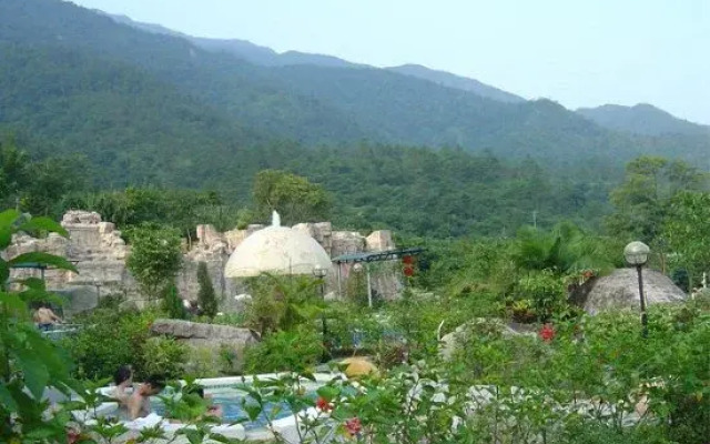 Chundu Hotspring Resort