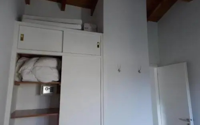 Duplex en la Base Del Cerro