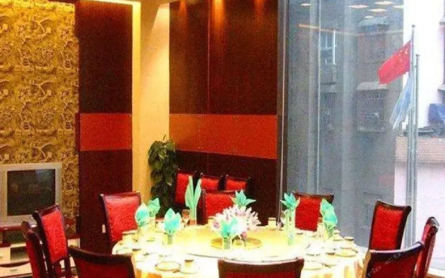 Huayu Hotel