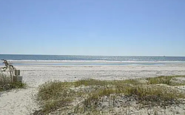 Ocean Gate 2 Br cottage by RedAwning