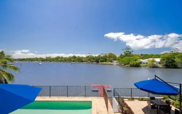 20 Noosa Parade