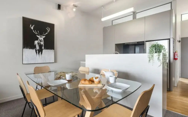 Stylish Queenstown Abode