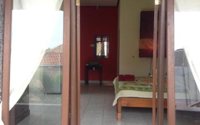 Pelangi 2 Guest House