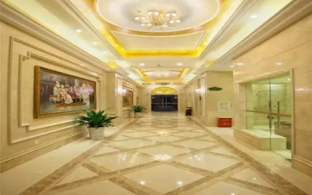 Vienna Hotel Huizhou Yanda Avenue
