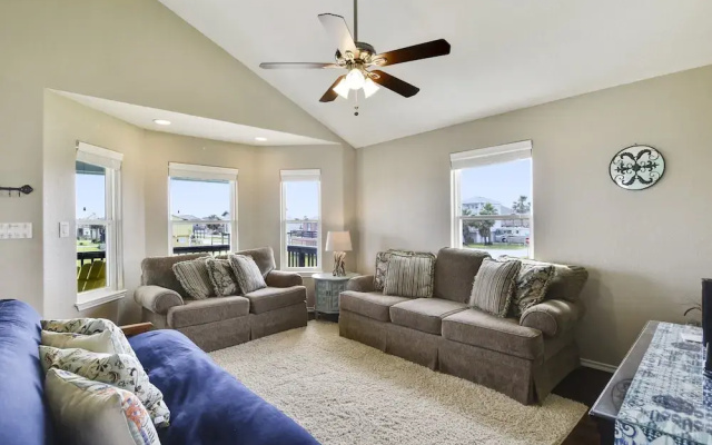 Bayside Bungalow