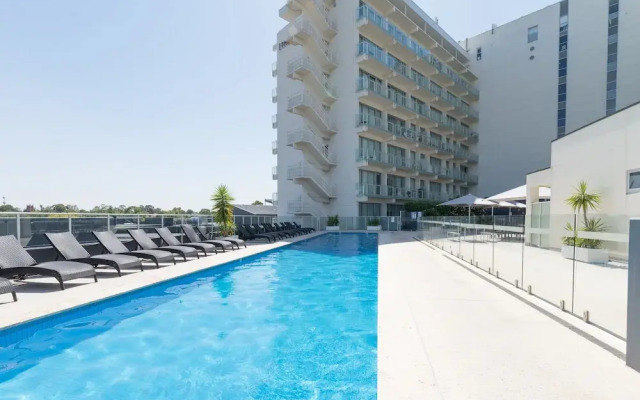 TherRich Walkerville apartment