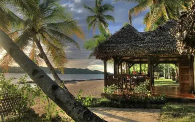 Chanty Beach Lodge