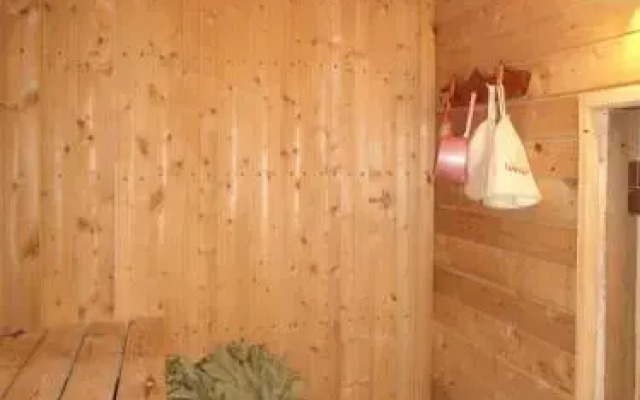 Uyutny Guest House
