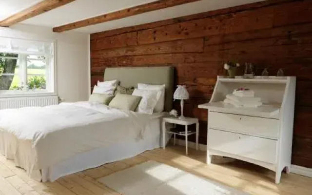 Särtshöga Vingård B&B