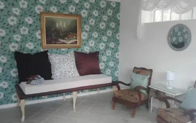 Waverly Inn