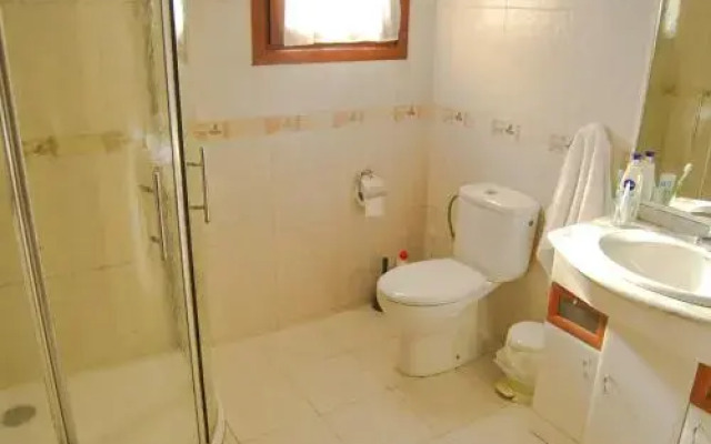 Linda Vista