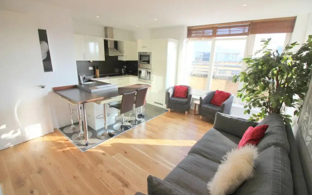 The Luxurious Penthouse (Peymans)