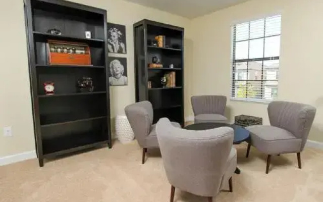 Villa 1425 Thunderbird